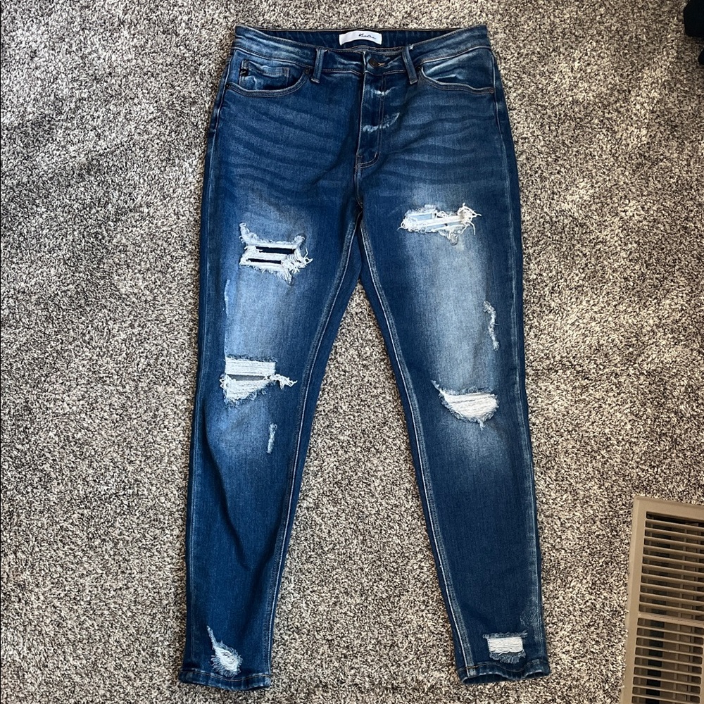 Distressed KanCan Women's Jeans